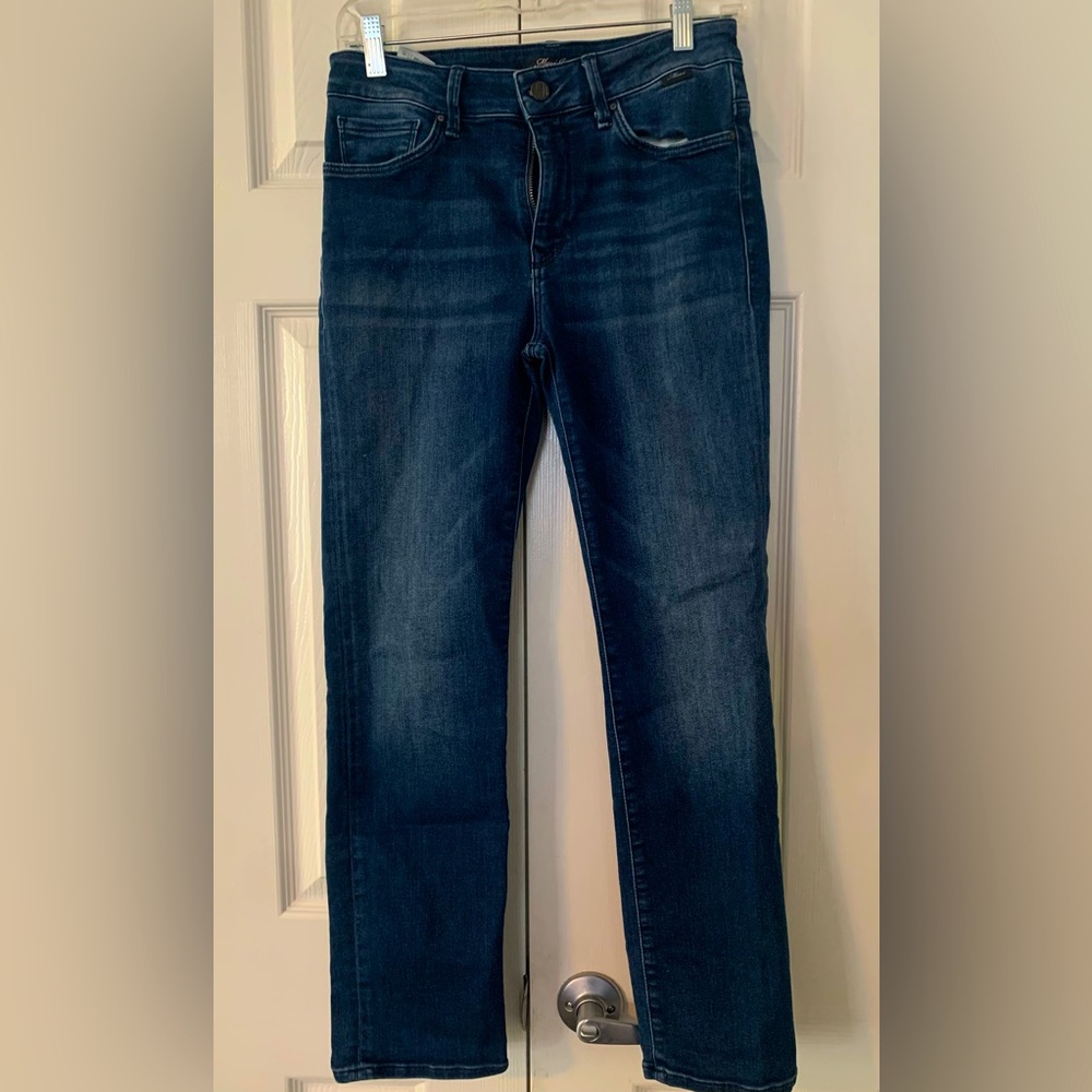 Mavi Jeans Kendra petite high rise straight leg jeans.  Size 6/28